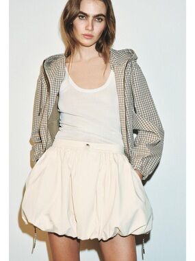 Zara Cream Bubble Mini Skirt